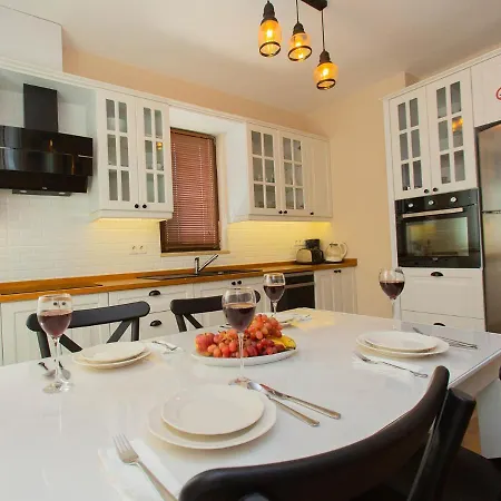 Villa Akasya 3 Bedrooms 2 Bathrooms